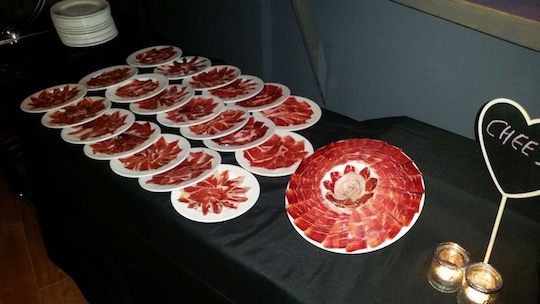 Mesa de jamÃ³n ibÃ©rico